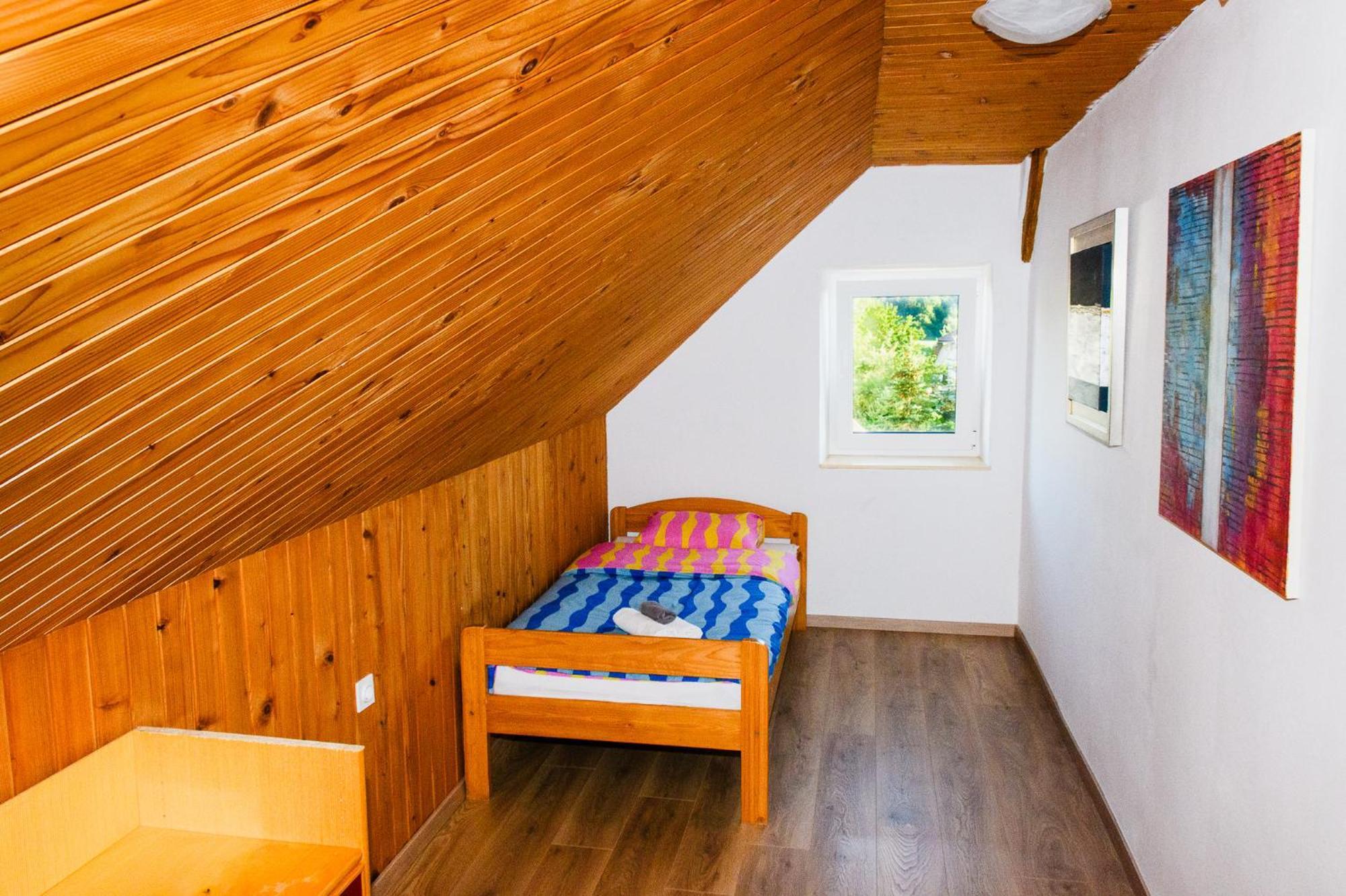 Laas Art Gallery Stari Trg pri Lozu Экстерьер фото